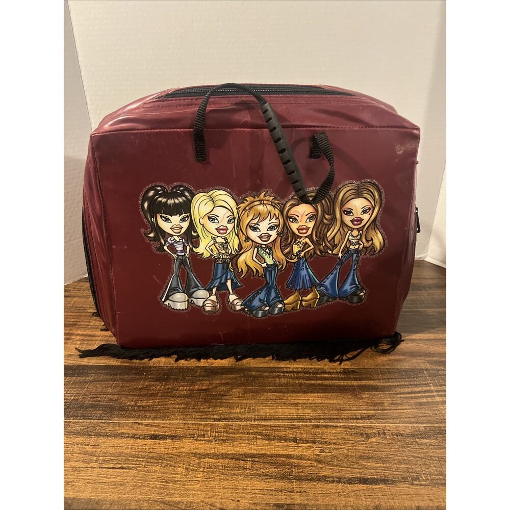 MGA Entertainment Bratz Doll clothing zip travel bag or carrying case Read